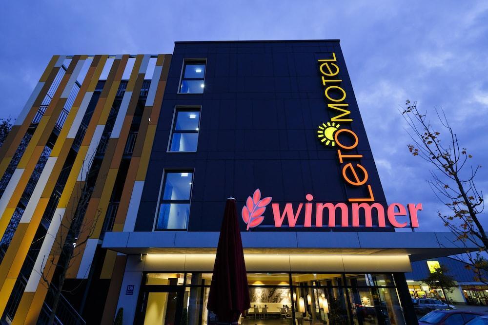 B&B Hotel Muenchen-Olympiapark Munique Exterior foto